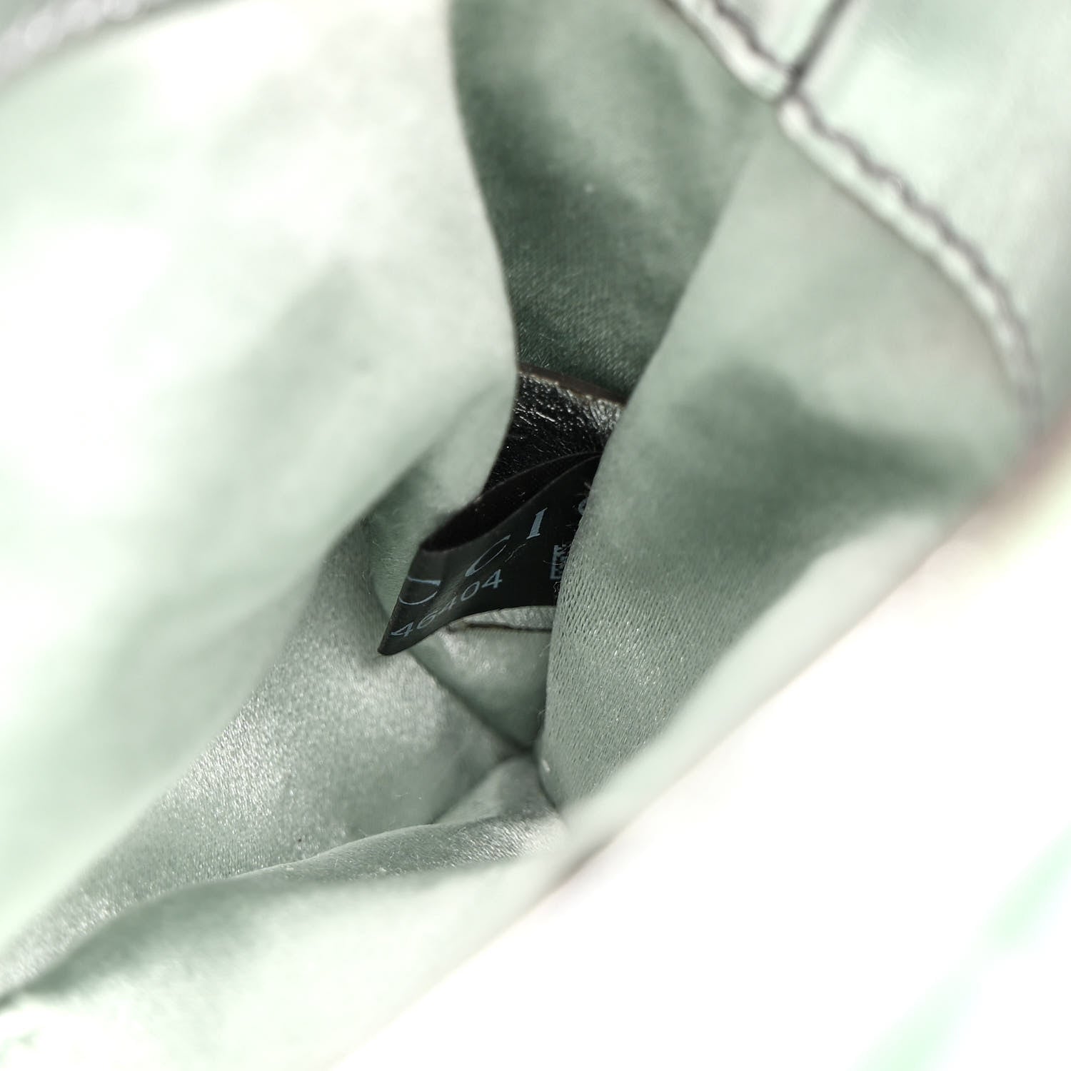Gucci Iridescent Nappa Vertical Matelasse Medium Maxi Horsebit Chain Shoulder Bag Iridescent Salvy Green