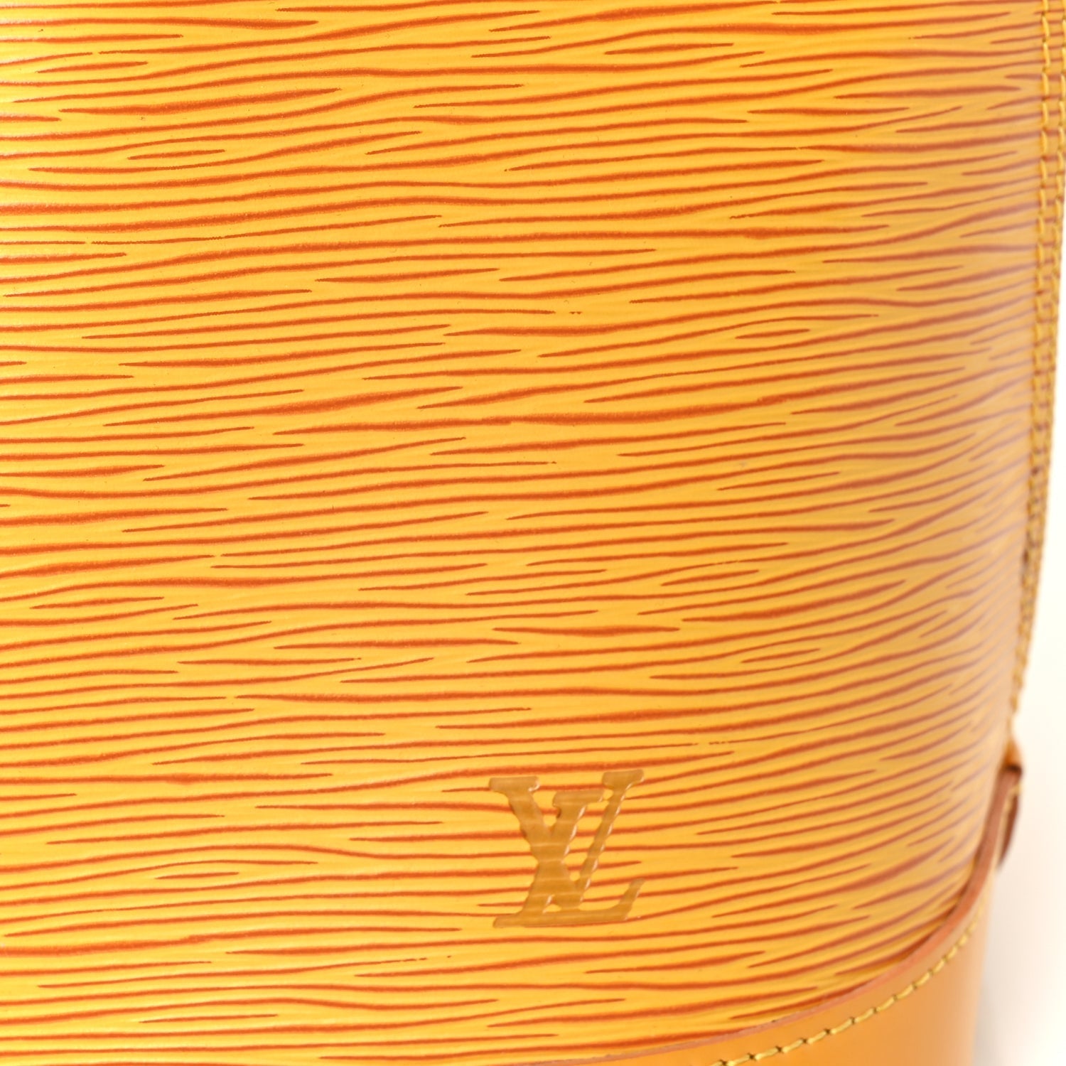 Louis Vuitton Epi Alma PM Tassil