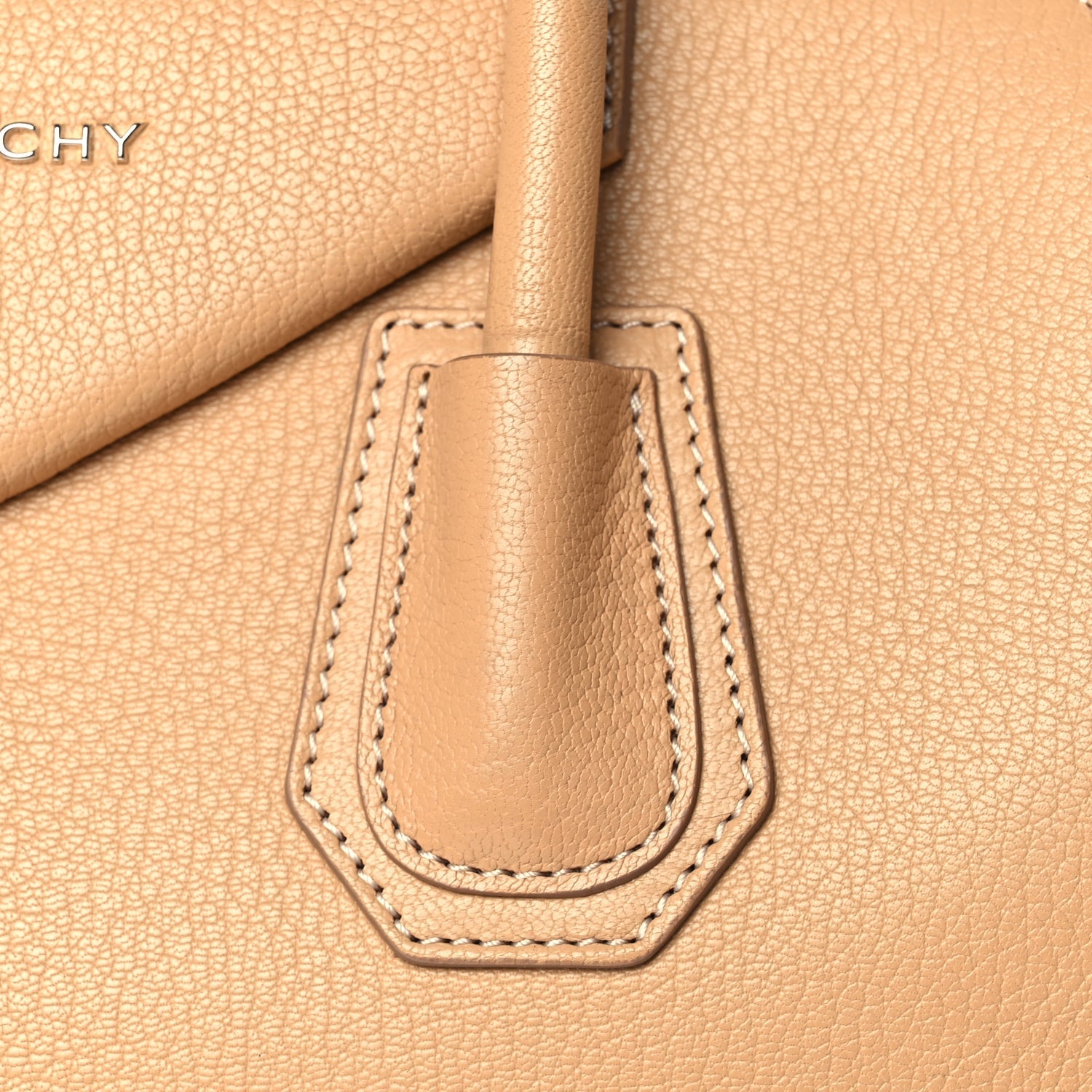 Givenchy Sugar Goatskin Medium Antigona Light Beige