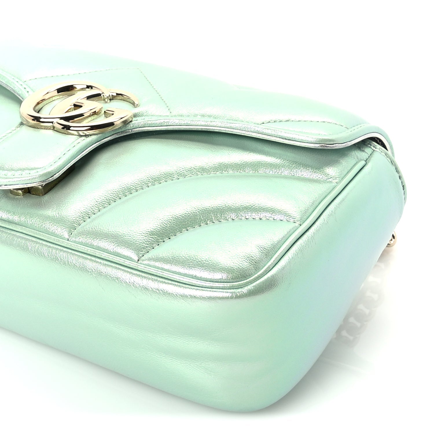 Gucci Iridescent Nappa Chevron Matelasse Small GG Marmont Shoulder Bag Iridescent Salvy Green