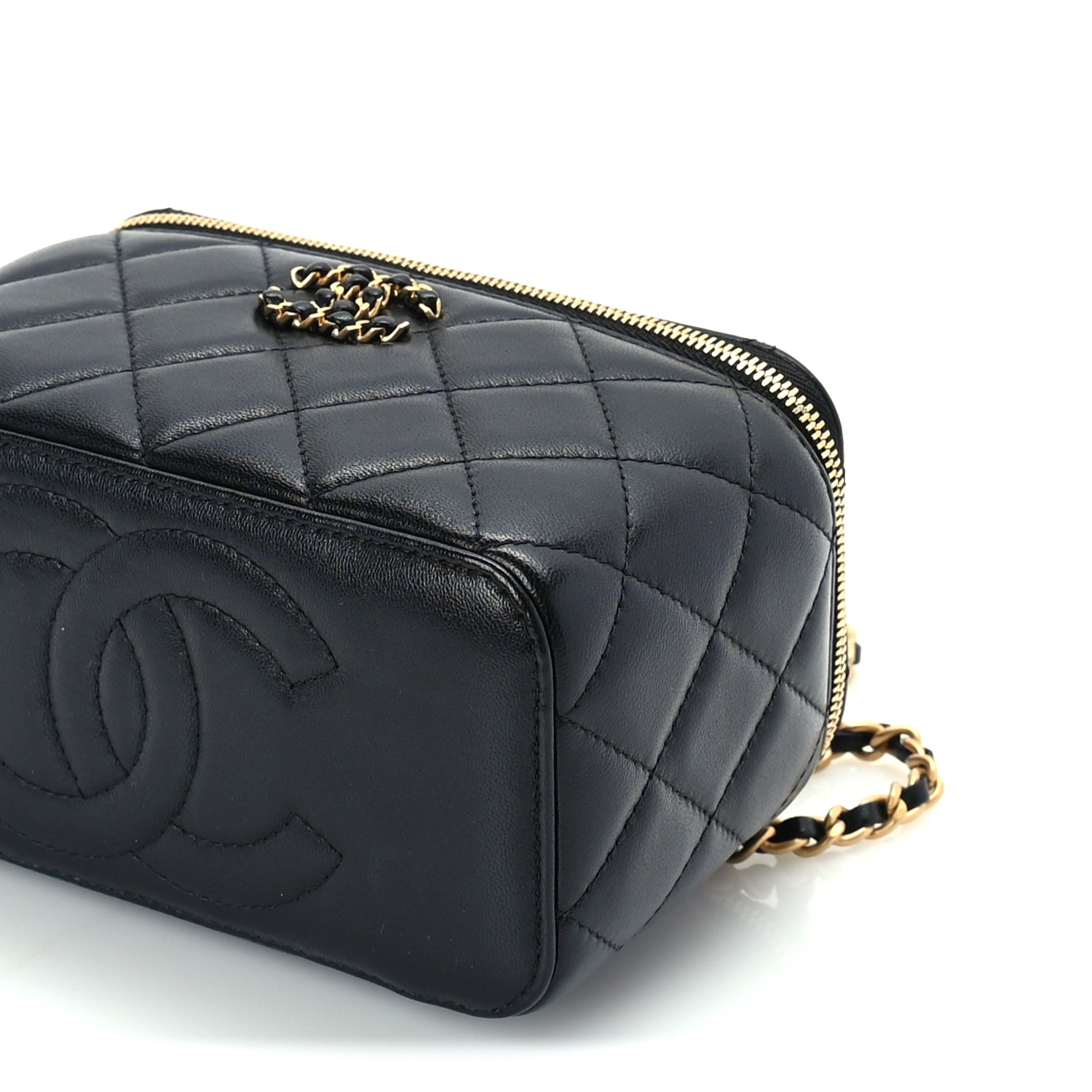 Chanel Lambskin Quilted 19 Pick Me Up Vanity Case  Black