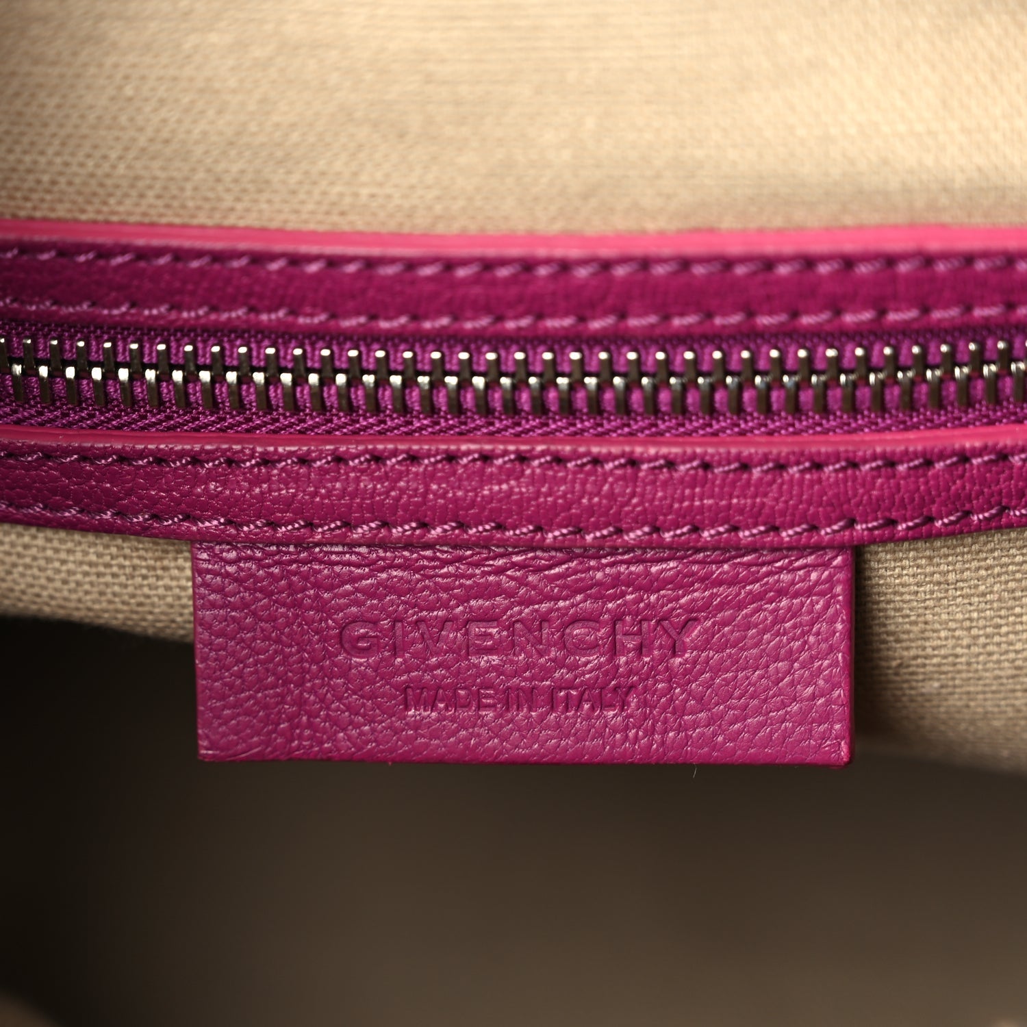 Givenchy Sugar Goatskin Small Antigona Fuchsia