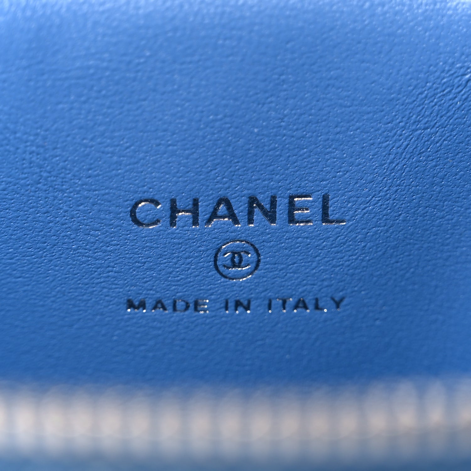 Chanel Denim Quilted Camellia Sweetheart Mini Vanity Case With Chain Blue